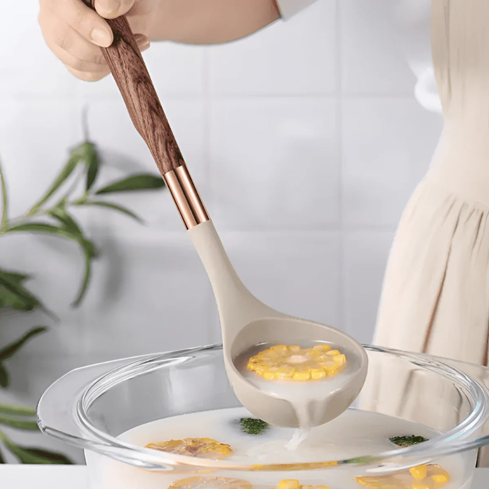 Sada silikonového kuchyňského náčiní 10dílná s tepelně odolným materiálem a ergonomickými 4