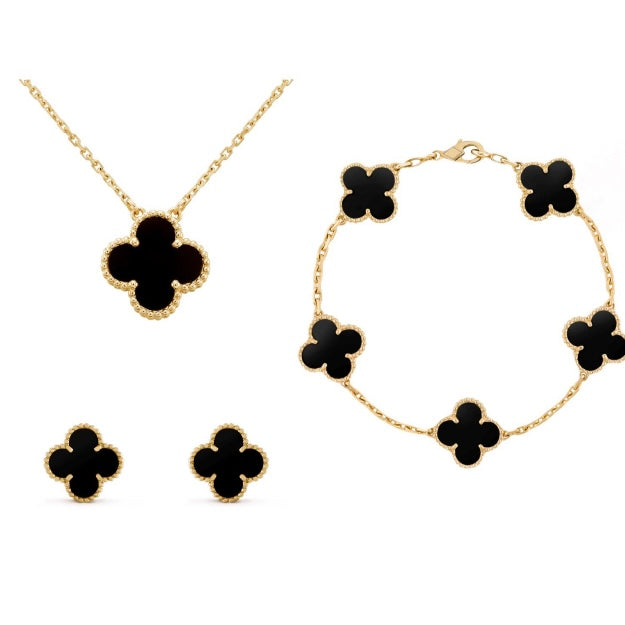 Sofistikovaná sada doplňků Clover v elegantním stylu 2
