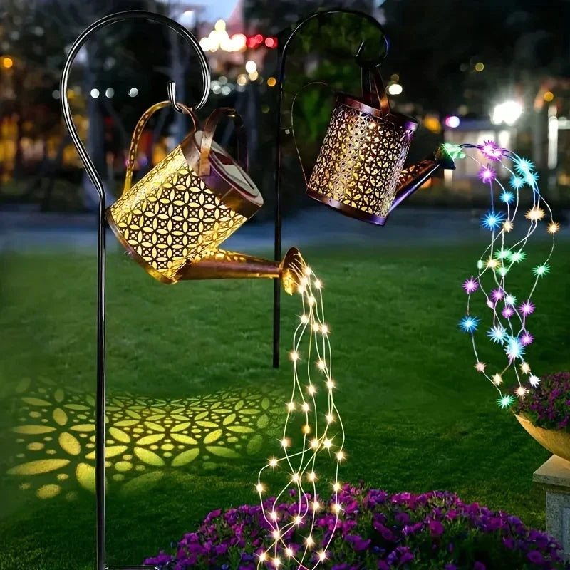 Solární závěsná lampa s vodotěsnou konstrukcí a retro kovovým designem, ideální pro LED osvětlení 1