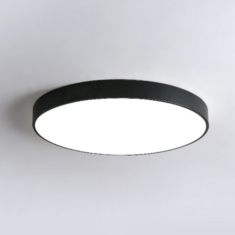 Štíhlé kulaté LED svítidlo do ložnic a obývacích pokojů. 1