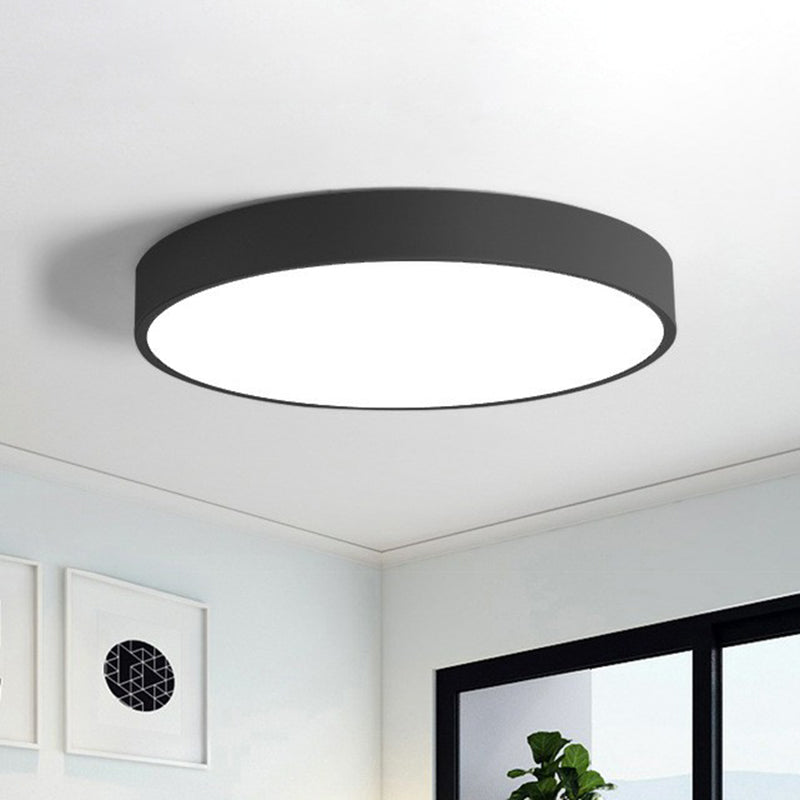Štíhlé kulaté LED svítidlo do ložnic a obývacích pokojů. 3