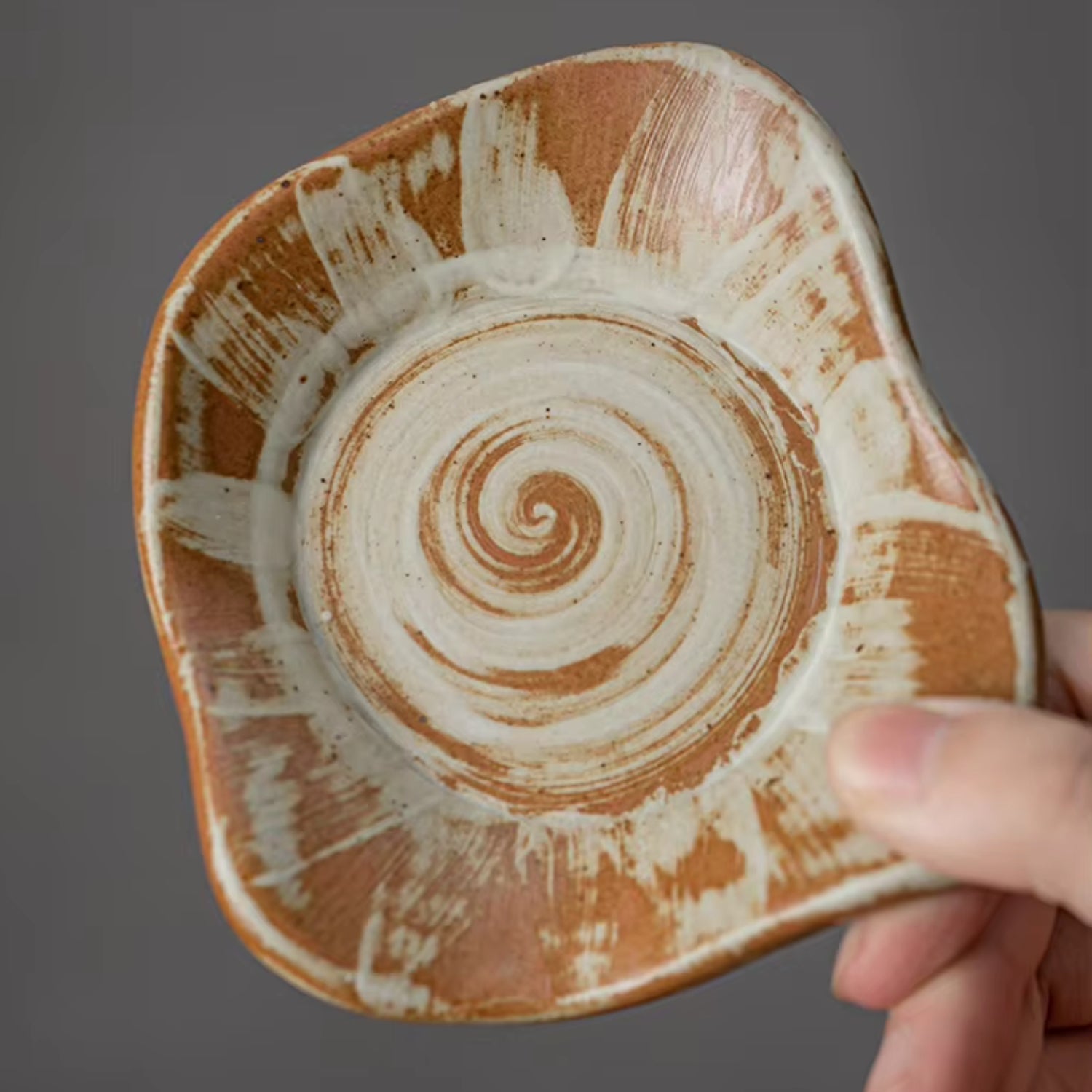 Ručně vyrobený porcelánový stojan na kávu s keramickým odkapávačem a dřevěným 4
