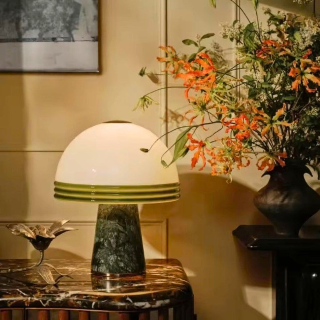Stolní lampa s LED světlem a zeleným mramorem, moderní sochařský design, ideální na noční stole 2