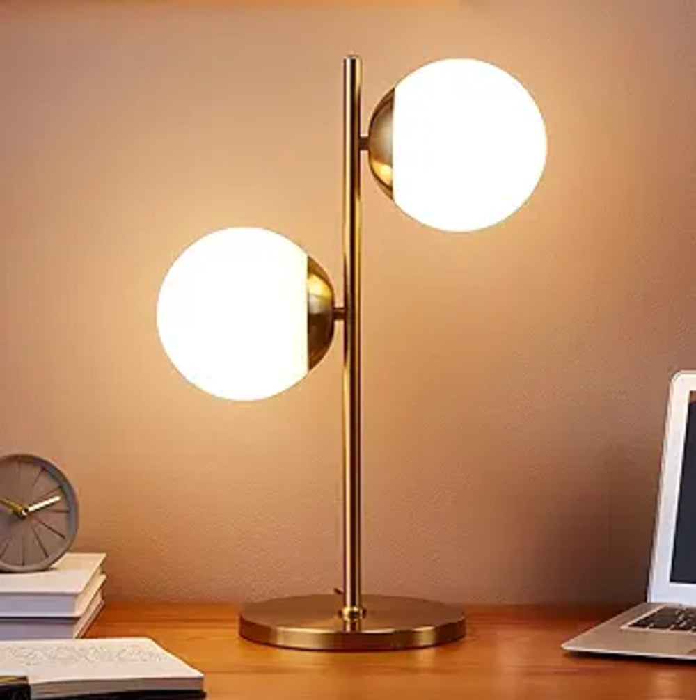 Stolní Lampa z Matného Skla s Dvěma Žárovkami – Skandinávský Minimalistický Design pro Ložnici a Obývací Pokoj 3