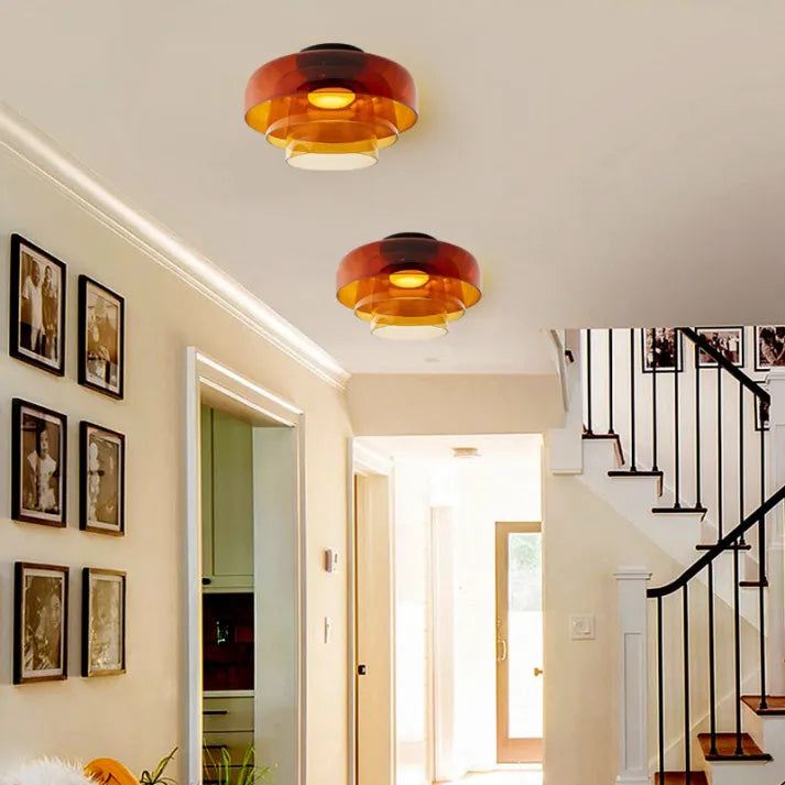 Stropní lampa s designem inspirovaným středověkem 8