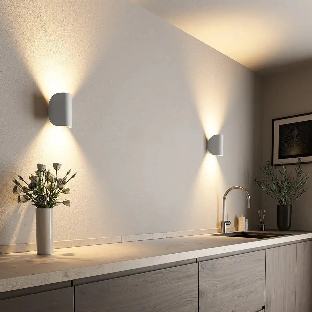 Stylová LED nástěnná lampa s energeticky úsporným designem pro každou místnost 2