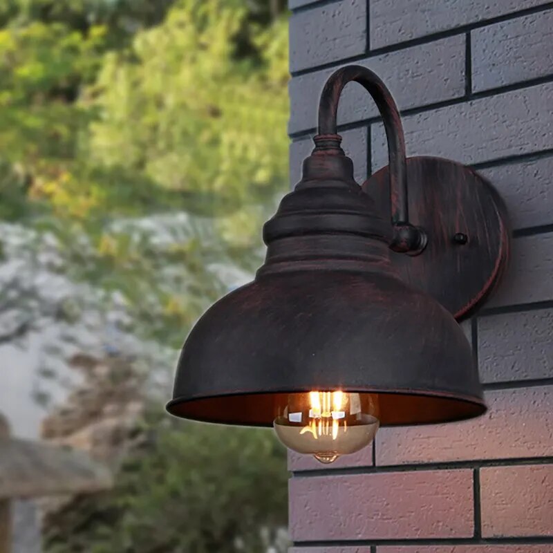 Stylová retro lampa do každého prostoru 5