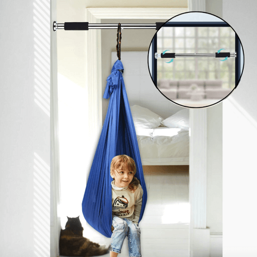 Terapeutická senzorická houpačka, která podporuje soustředění dětí 1