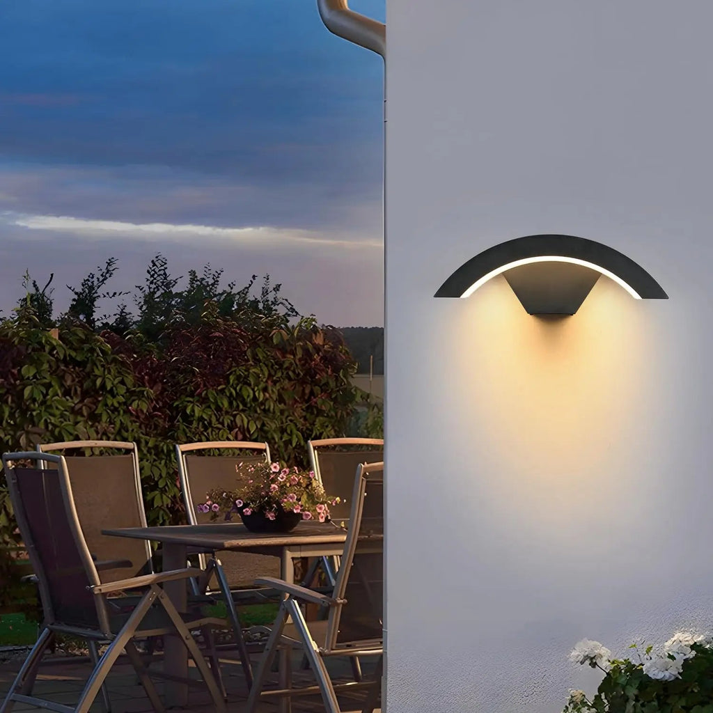 Venkovní nástěnná lampa ve tvaru U odolná vůči povětrnostním vlivům LED - Moderní venkovní osvětlení 4