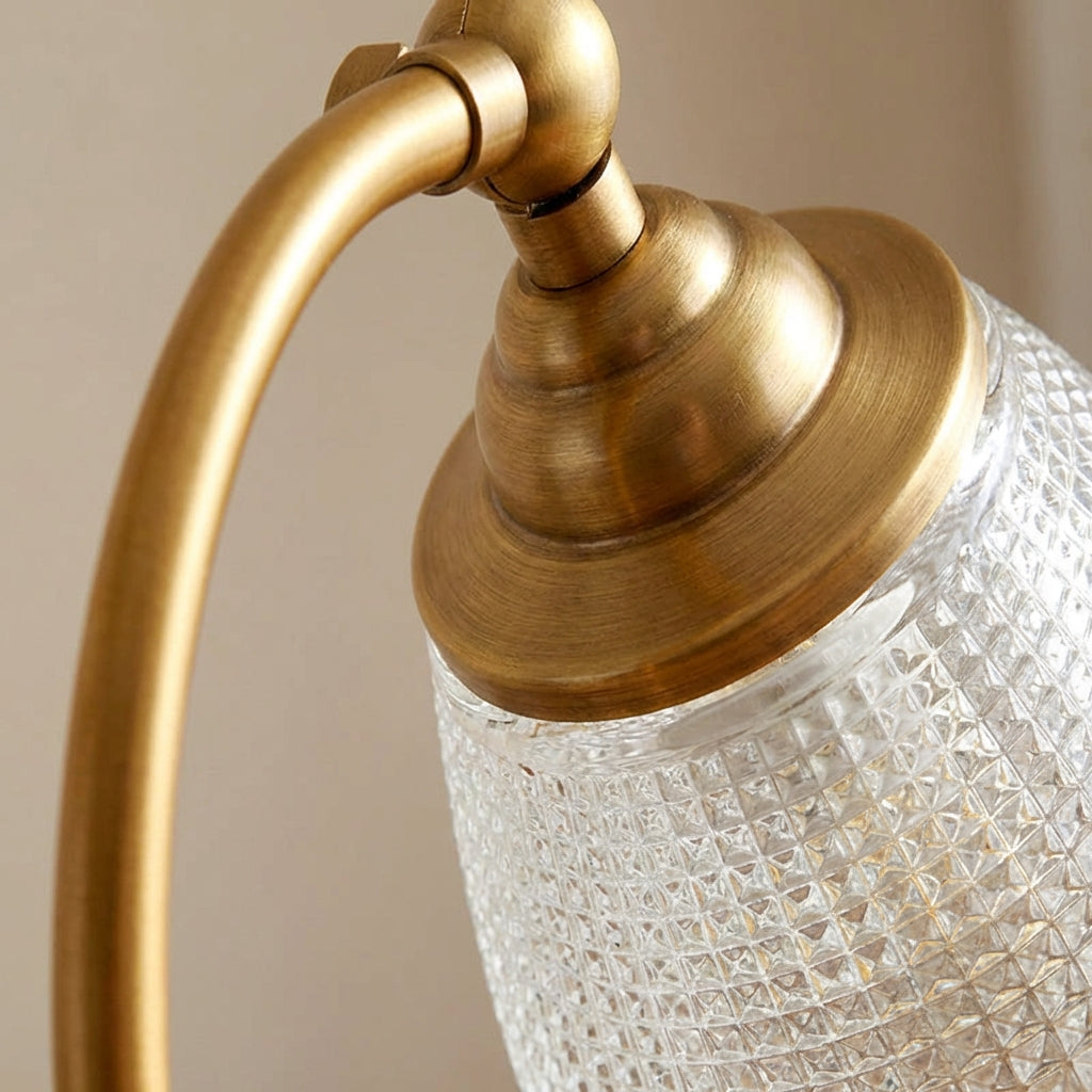Vintage stolní lampa se zaobleným designem a kovovou povrchovou úpravou – zlatá lampa do obývacích pokojů a kanceláří 2