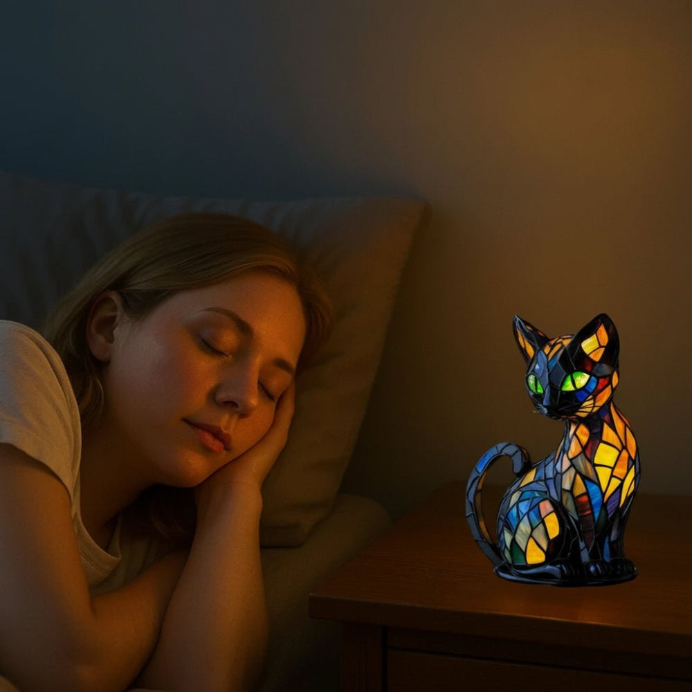 Vitrážová lampa s kočkou a teplým ambientním světlem – dekorativní noční světlo 2