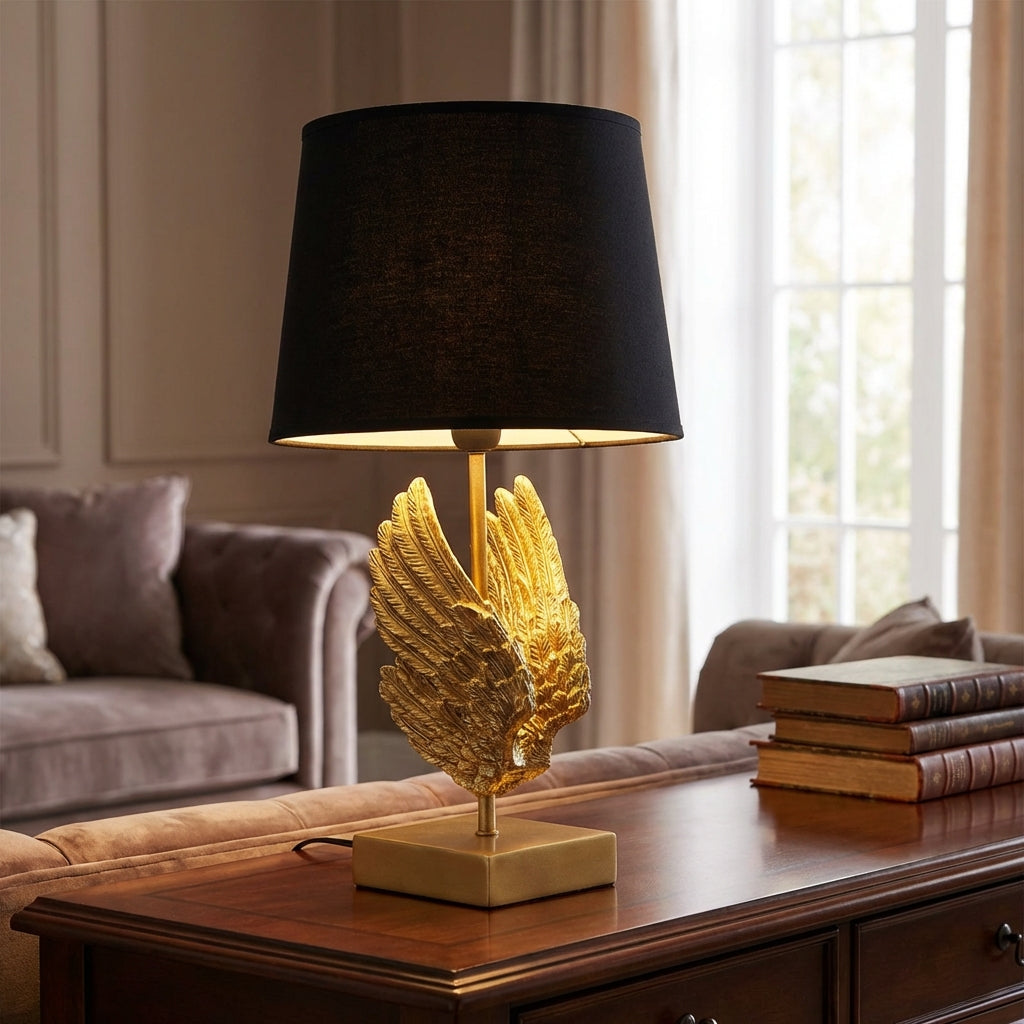Vyřezávaná stolní lampa s tmavým stínidlem a zlatými akcenty – elegantní lampa do obývacích pokojů a ložnic 0