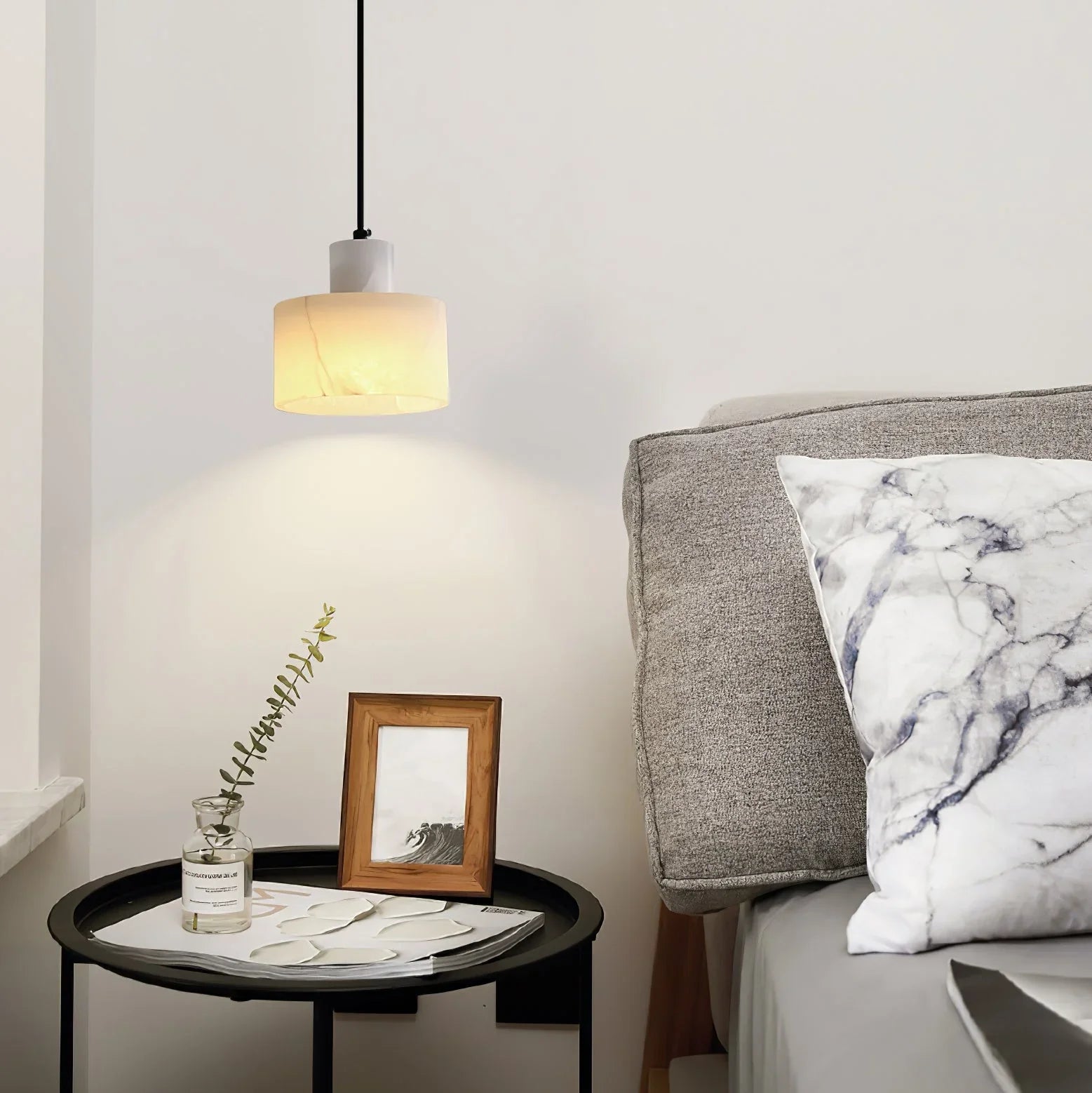 Závěsná lampa z alabastrového mramoru s LED osvětlením, moderní minimalistický design v bílé 8