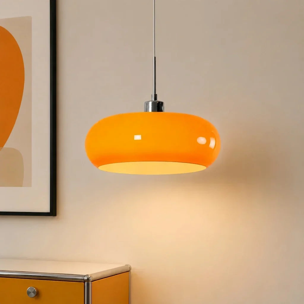 Závěsné svítidlo skleněné s minimalistickým designem v Bauhaus stylu, ideální pro moderní 6